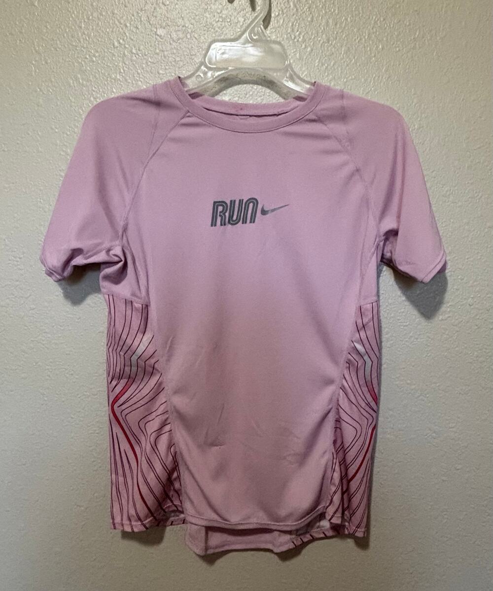 Women’s Nike Run Pink Running Shirt, size M